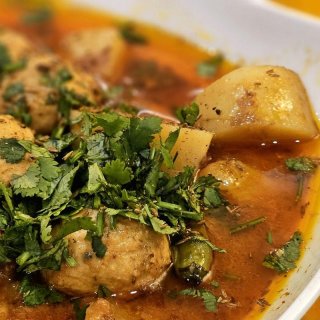 Schwarzwurzel-Möhren-Curry