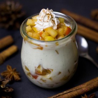 Spekulatiuscreme mit karamellisierten Birnen
