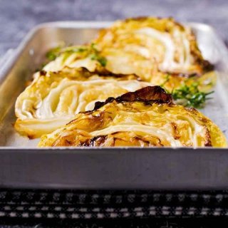 Spitzkohl aus dem Backofen