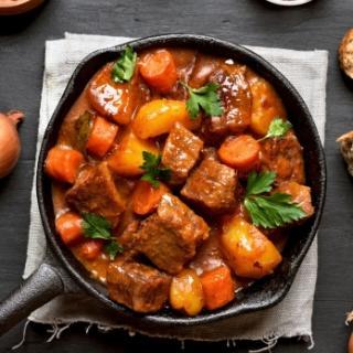 Schweinegulasch 500g vom Landgut Schwein