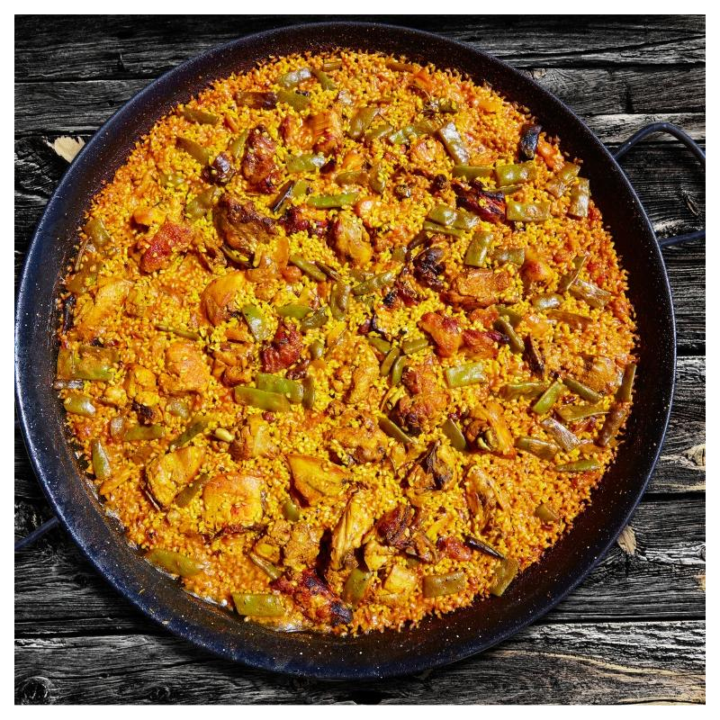 Bunte mediterrane Gemüsepfanne mit Reis