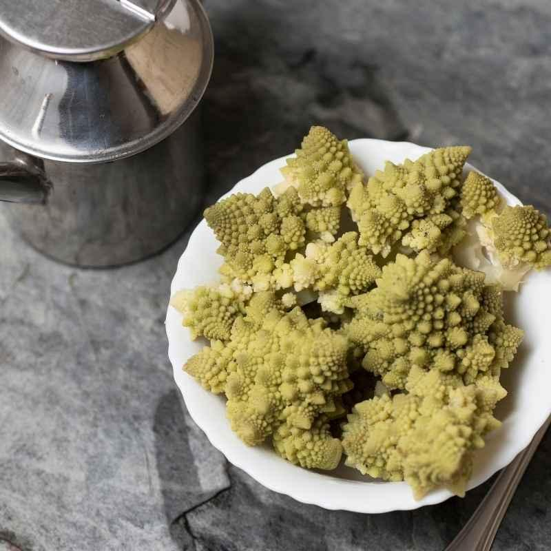 Romanesco mit Käsesauce