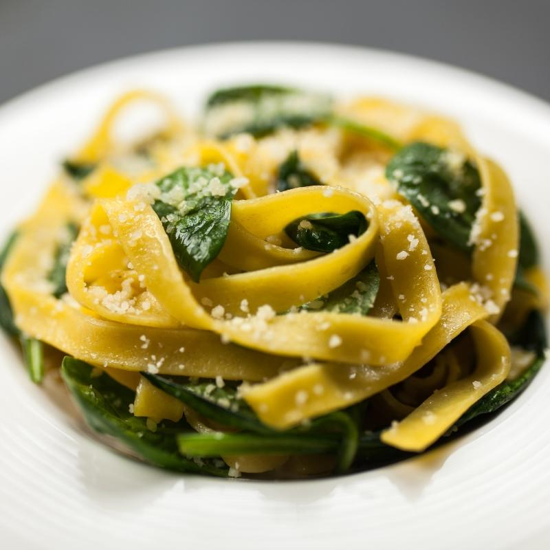 Wirsing mit Bandnudeln