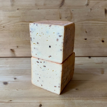 Der Nussige Schnittkäse