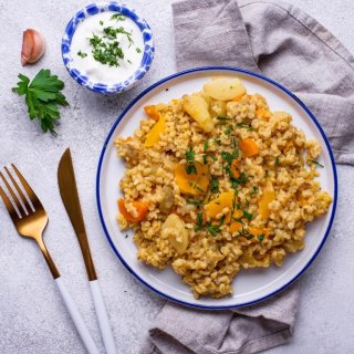 Kohlrabiragout mit Currybulgur