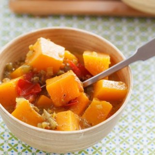 Linsensprossen in Kürbiscurry