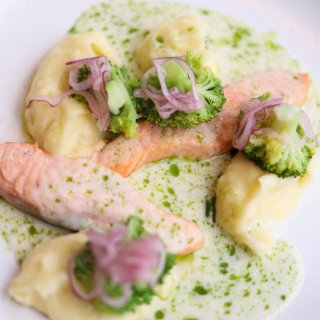 Lachs mit Brokkoli