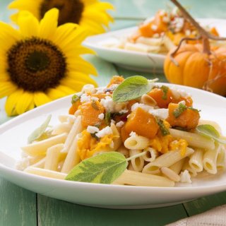 Kürbisgemüse mit Nudeln