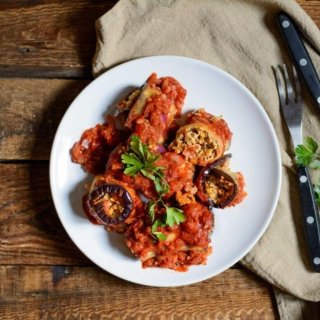 Vegan gefüllte Aubergine