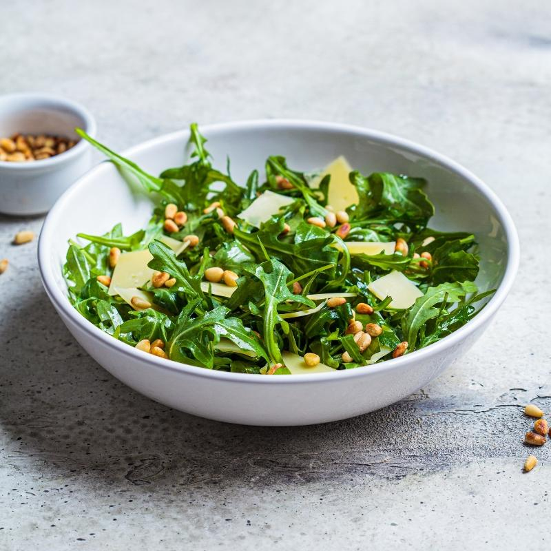 Endiviensalat mit knackigem Staudensellerie