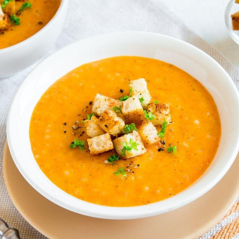Kartoffel-Karotten-Bleichsellerie-Suppe