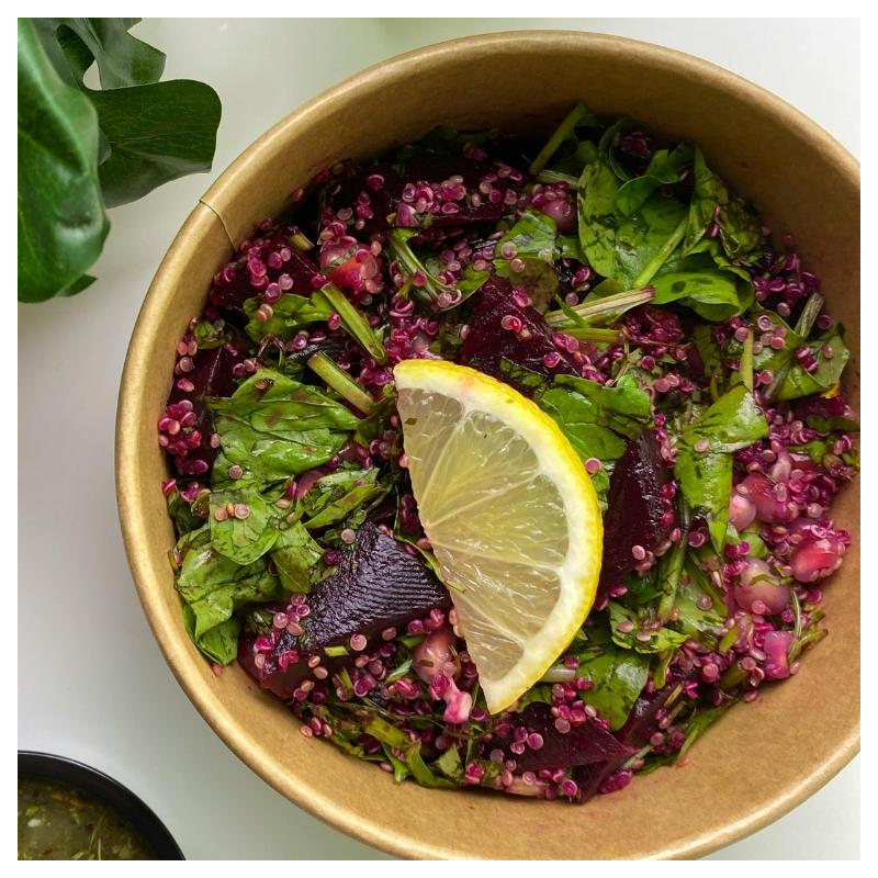 Quinoa mit Rote Bete-Blättern