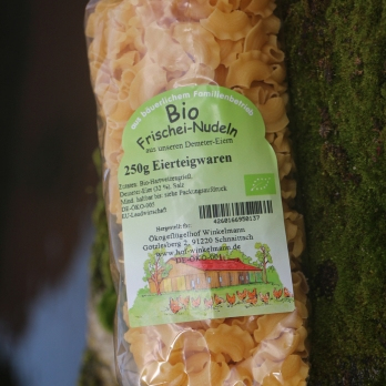 Hörnchennudeln mit Kamm Winkelmann